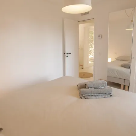 Magnifique Piscine Chauffee, Climatisee, Vue Sur Villa Les Issambres