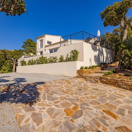 Magnifique Piscine Chauffee, Climatisee, Vue Sur Villa