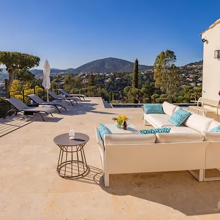 Villa Magnifique Piscine Chauffee, Climatisee, Vue Sur Les Issambres