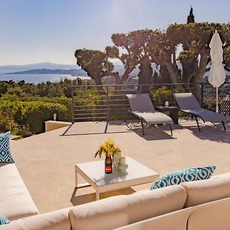 Magnifique Piscine Chauffee, Climatisee, Vue Sur Villa