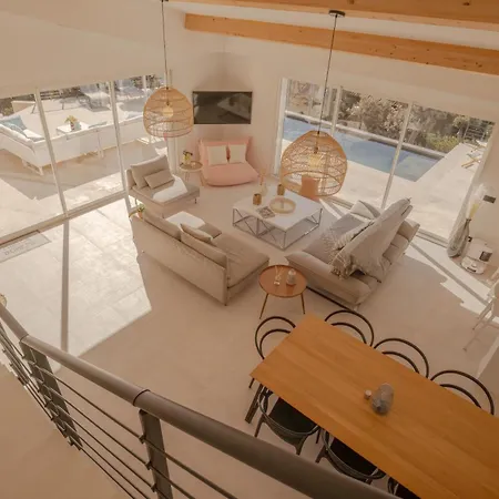 Villa Magnifique Piscine Chauffee, Climatisee, Vue Sur *